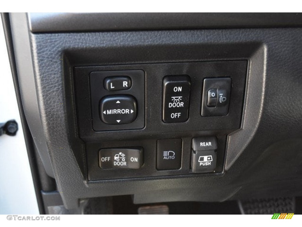 2019 Toyota Tundra TRD Sport Double Cab 4x4 Controls Photo #129955030