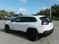 2019 Bright White Jeep Cherokee Latitude Plus  photo #3