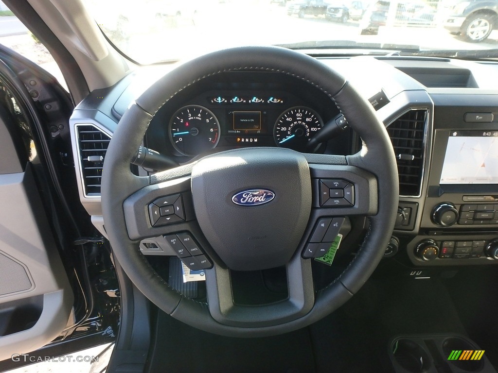 2018 F150 XLT SuperCrew 4x4 - Shadow Black / Earth Gray photo #16