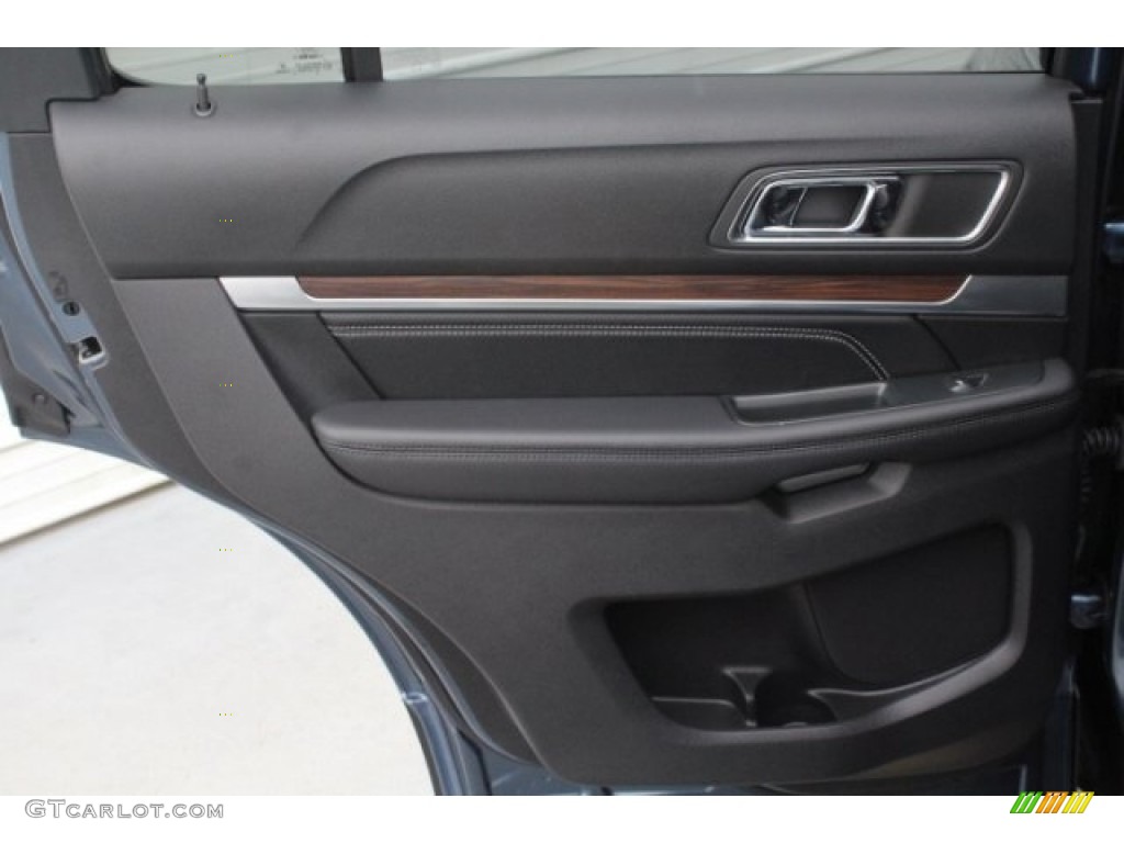 2018 Explorer Limited - Blue Metallic / Ebony Black photo #24