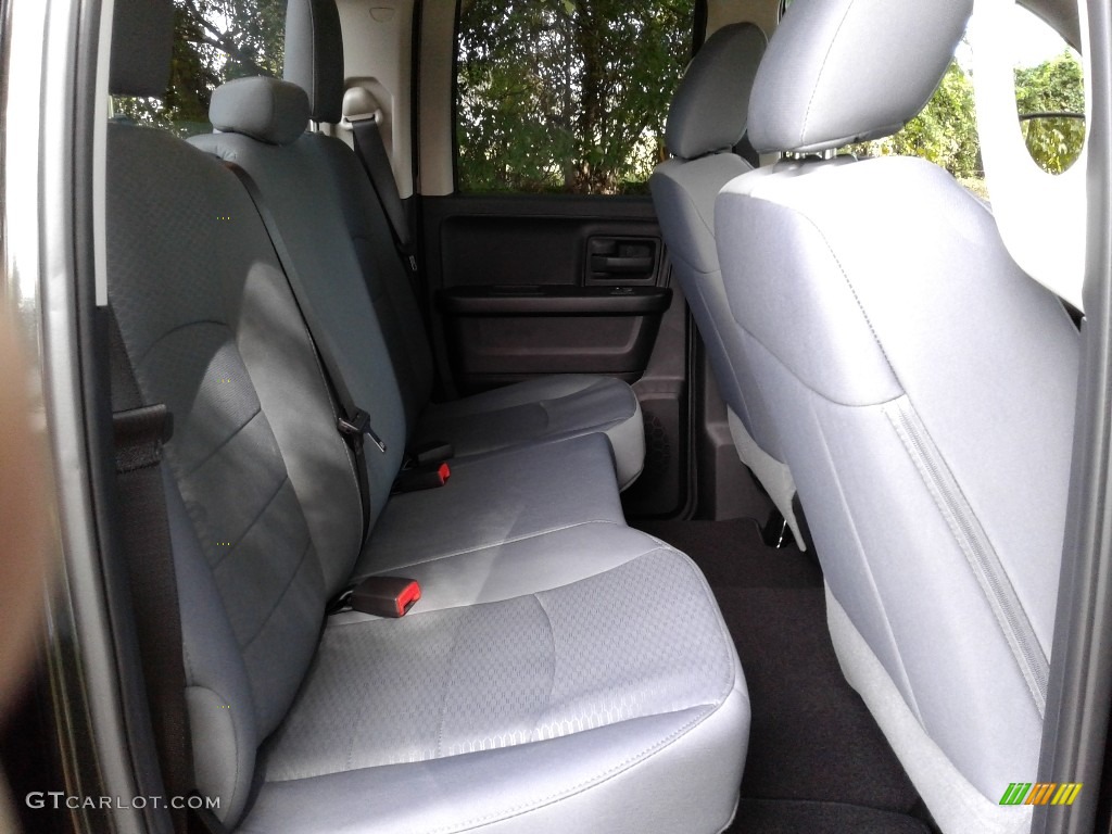 2018 1500 Tradesman Quad Cab 4x4 - Brilliant Black Crystal Pearl / Black/Diesel Gray photo #13