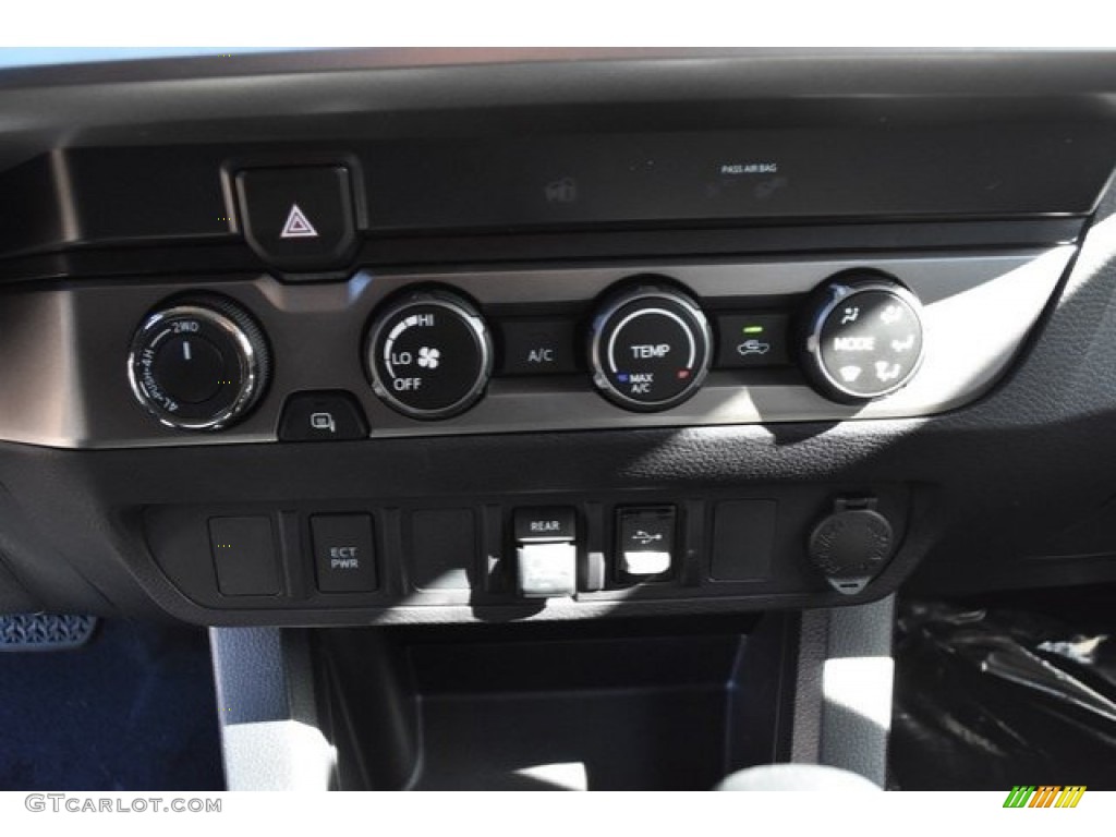 2019 Tacoma SR Double Cab 4x4 - Barcelona Red Metallic / Cement Gray photo #29