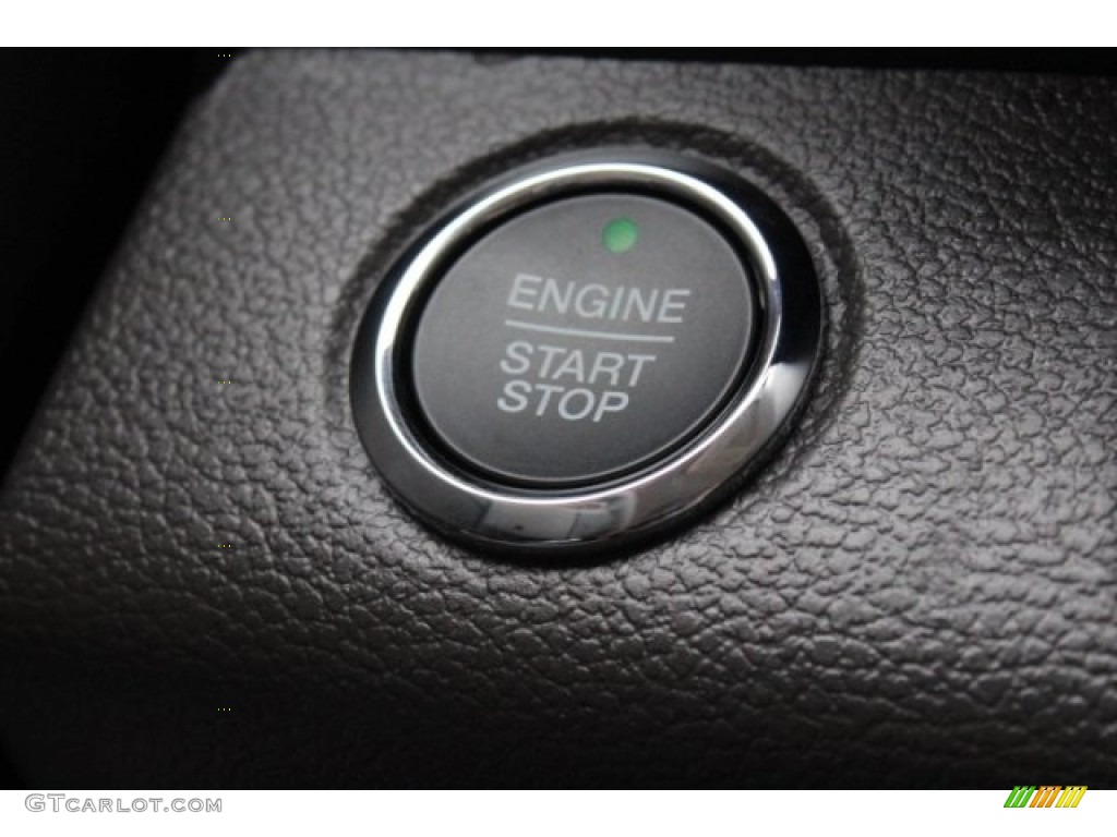 2018 Ford Expedition XLT Controls Photo #129960097