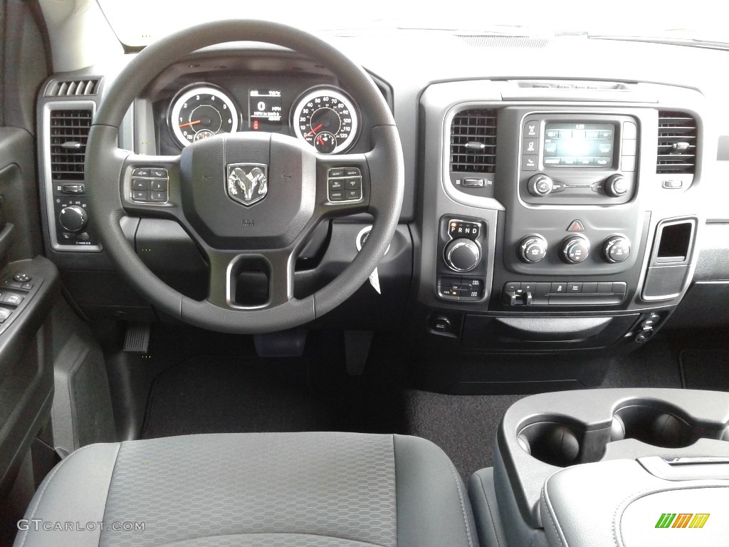 2018 1500 Tradesman Quad Cab 4x4 - Brilliant Black Crystal Pearl / Black/Diesel Gray photo #24
