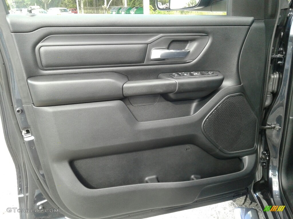 2019 1500 Tradesman Crew Cab - Maximum Steel Metallic / Black photo #17