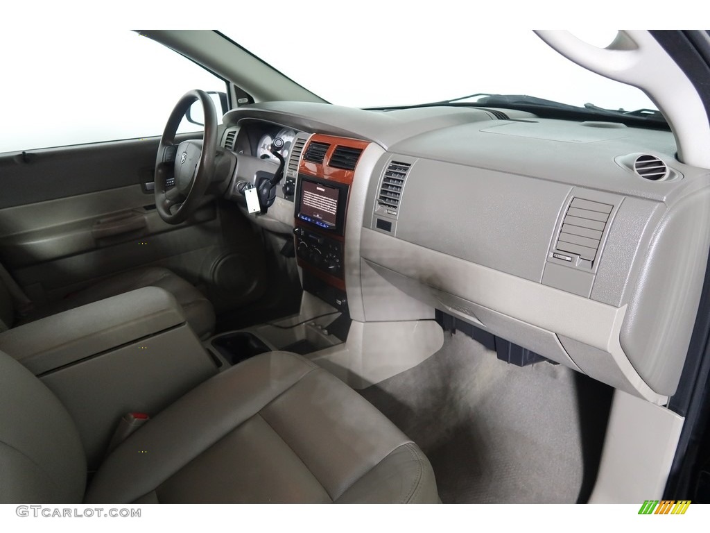 2004 Durango SLT 4x4 - Black / Dark Khaki/Light Graystone photo #13