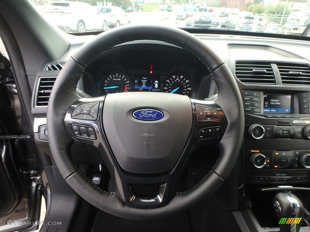 2019 Explorer XLT 4WD - Magnetic / Medium Black photo #17
