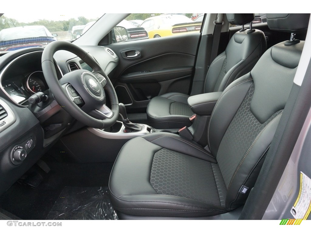 2019 Jeep Compass Latitude Front Seat Photo #129965914