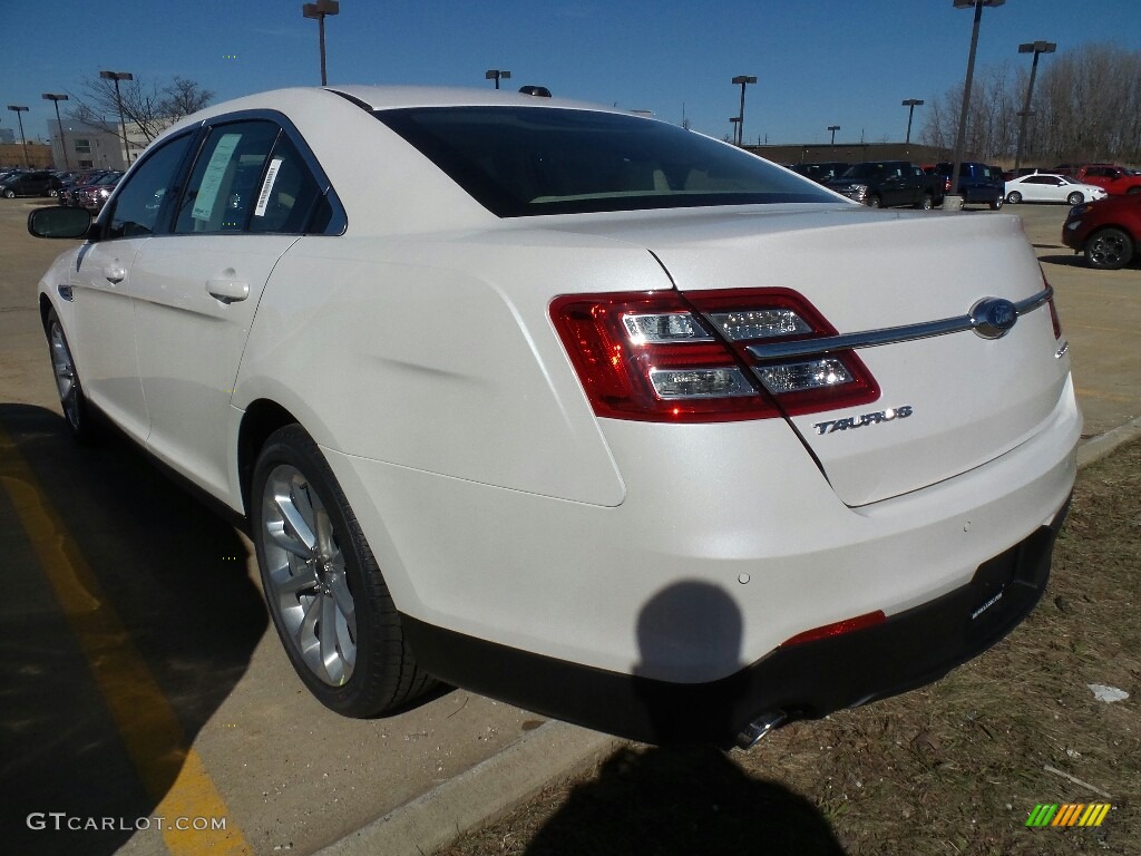 2018 Taurus Limited - White Platinum / Dune photo #3