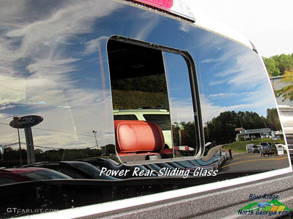 2018 F150 Platinum SuperCrew 4x4 - White Platinum / Dark Marsala photo #27