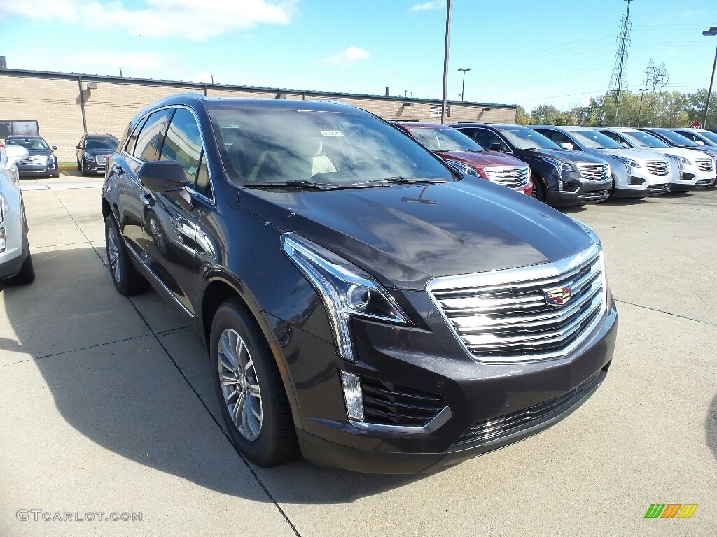 2019 XT5 Luxury AWD - Dark Granite Metallic / Sahara Beige photo #1