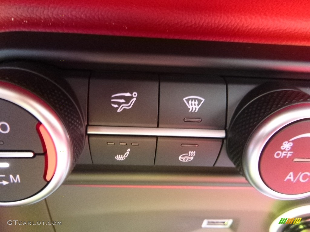 2019 Alfa Romeo Stelvio Sport AWD Controls Photo #129970846
