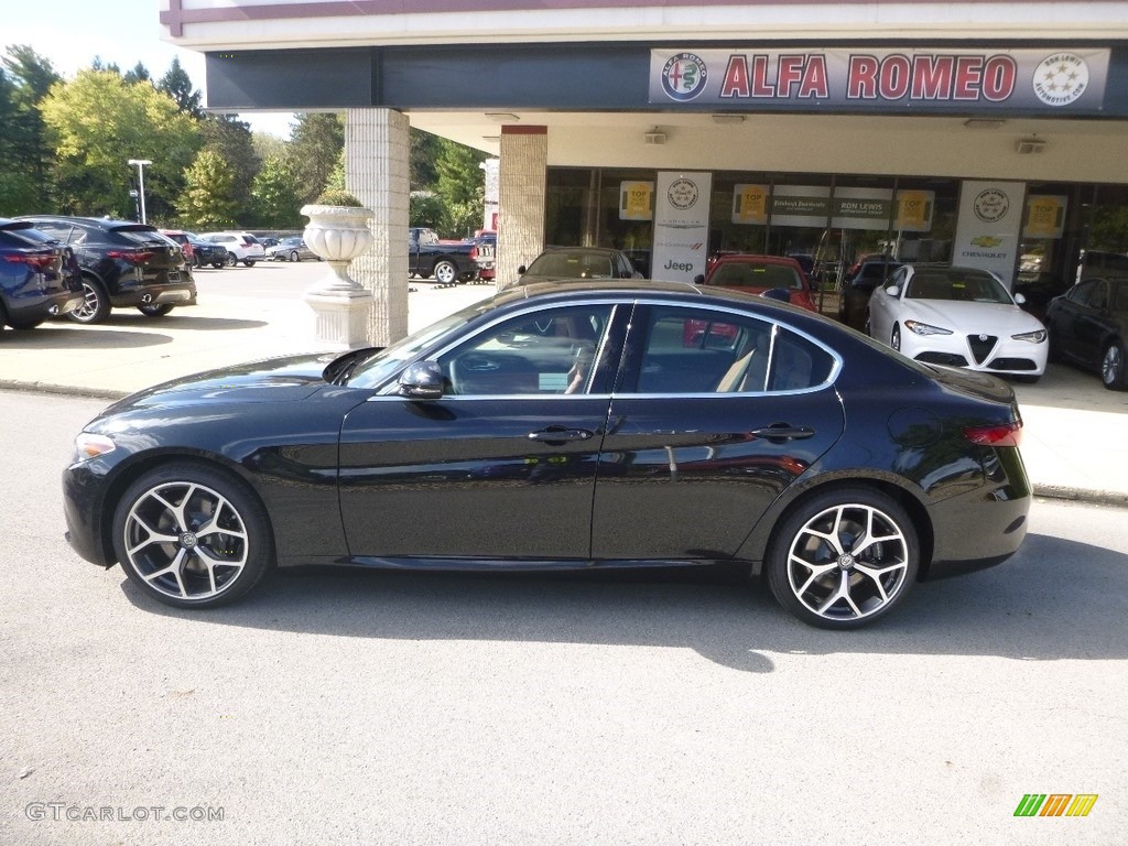 2019 Giulia AWD - Vulcano Black Metallic / Black/Tan photo #4