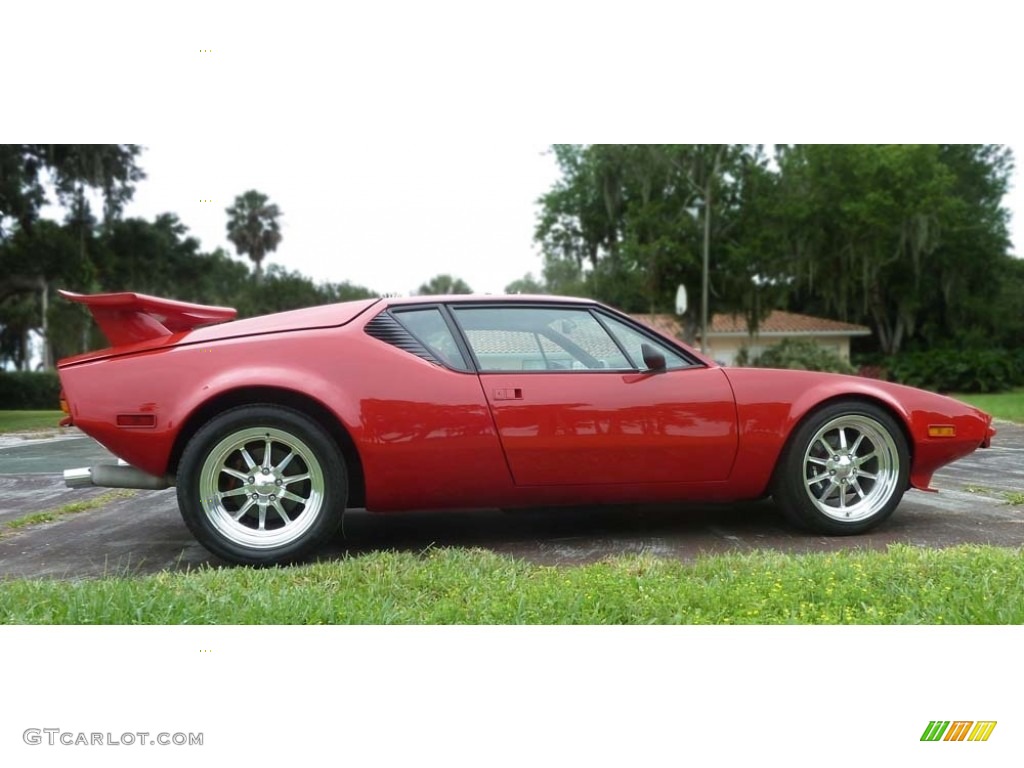 Red 1973 De Tomaso Pantera Standard Pantera Model Exterior Photo #129971830