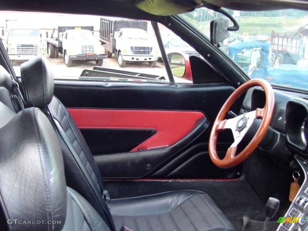 1972 De Tomaso Pantera Standard Pantera Model Door Panel Photos
