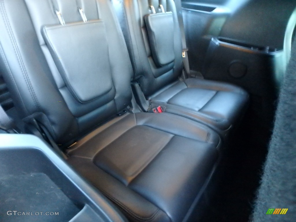 2013 Explorer XLT 4WD - Deep Impact Blue Metallic / Charcoal Black photo #15