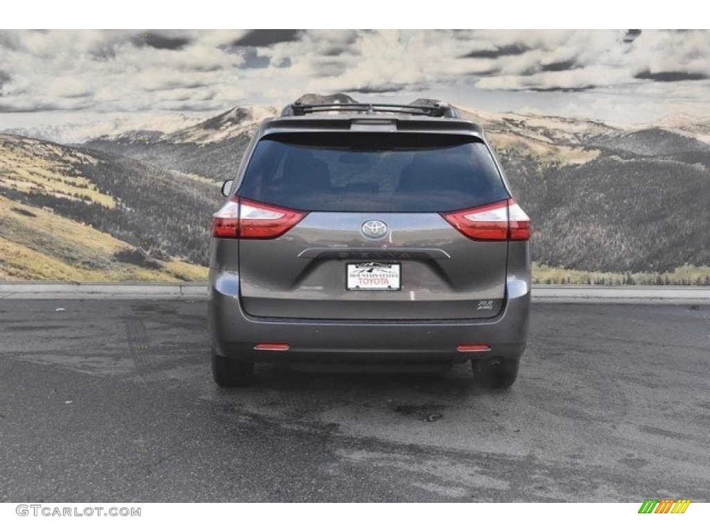 2019 Sienna XLE - Predawn Gray Mica / Ash photo #4