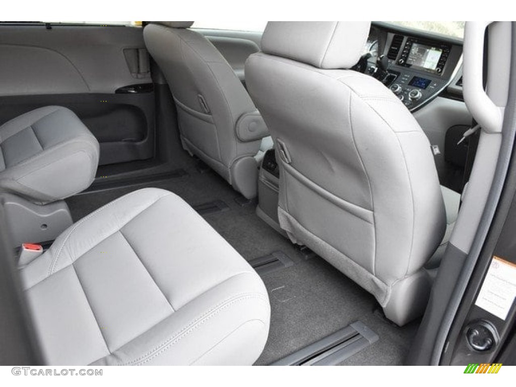 2019 Sienna XLE - Predawn Gray Mica / Ash photo #17