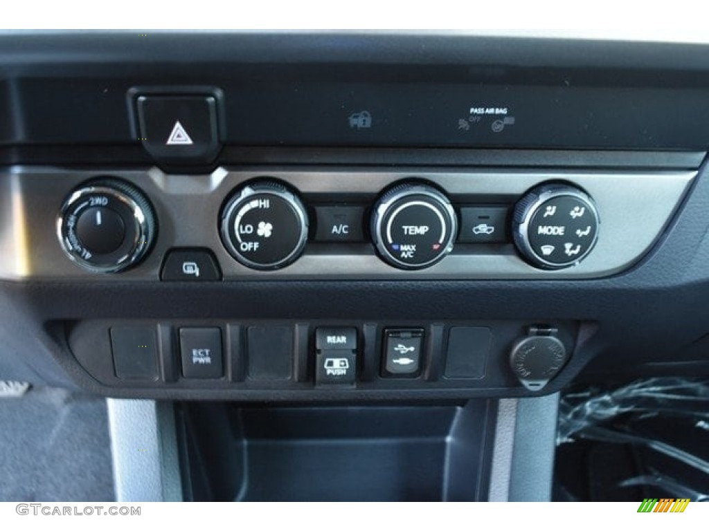 2019 Tacoma SR Double Cab 4x4 - Magnetic Gray Metallic / Cement Gray photo #29