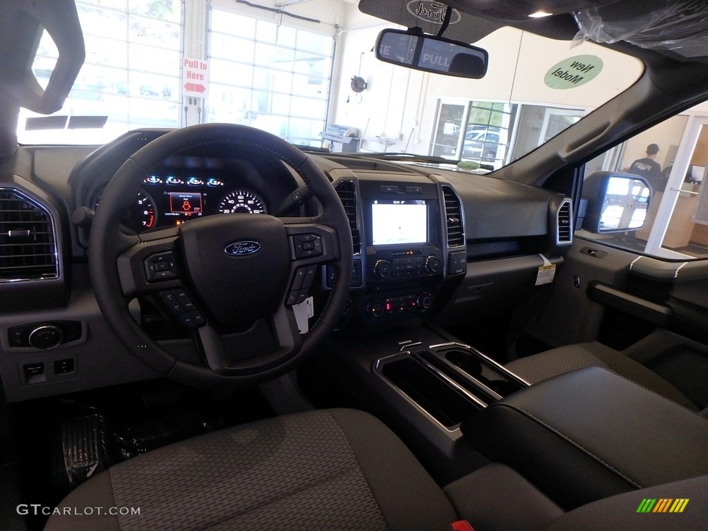 2018 F150 XLT SuperCab 4x4 - Shadow Black / Earth Gray photo #8