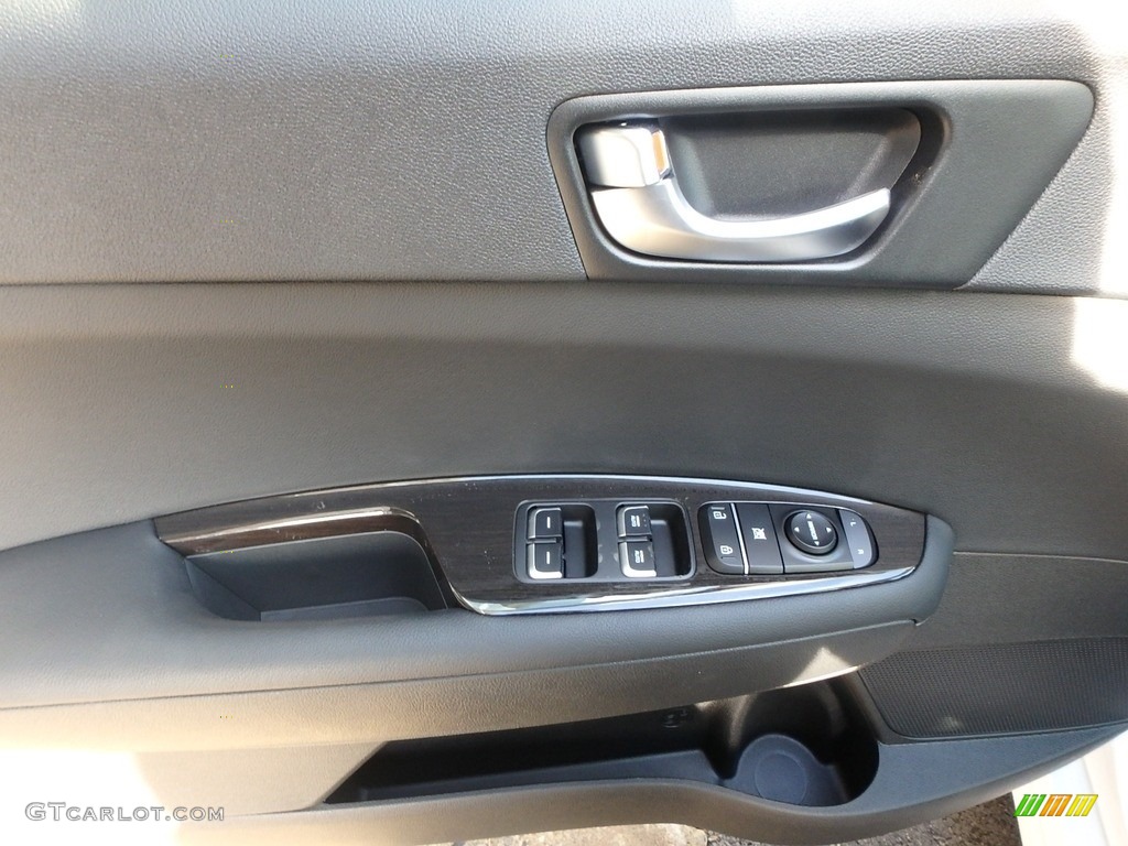 2019 Kia Optima EX Controls Photo #129986230