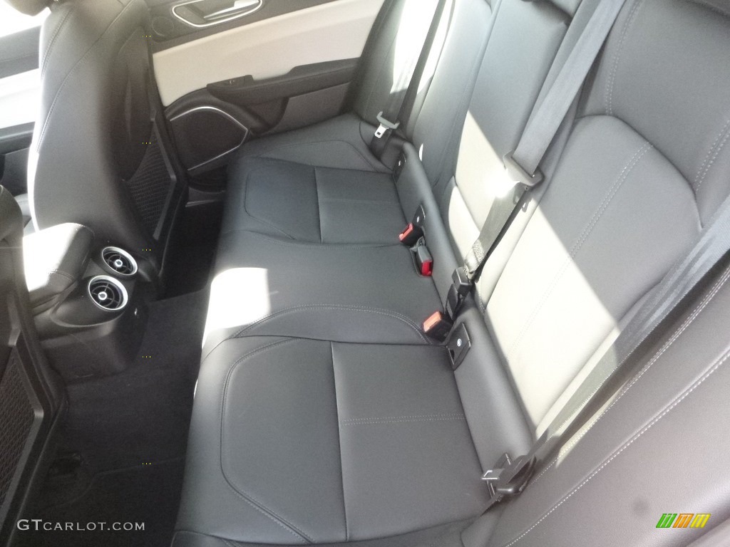 2019 Giulia AWD - Imola Titanium Metallic / Black/Ice photo #16