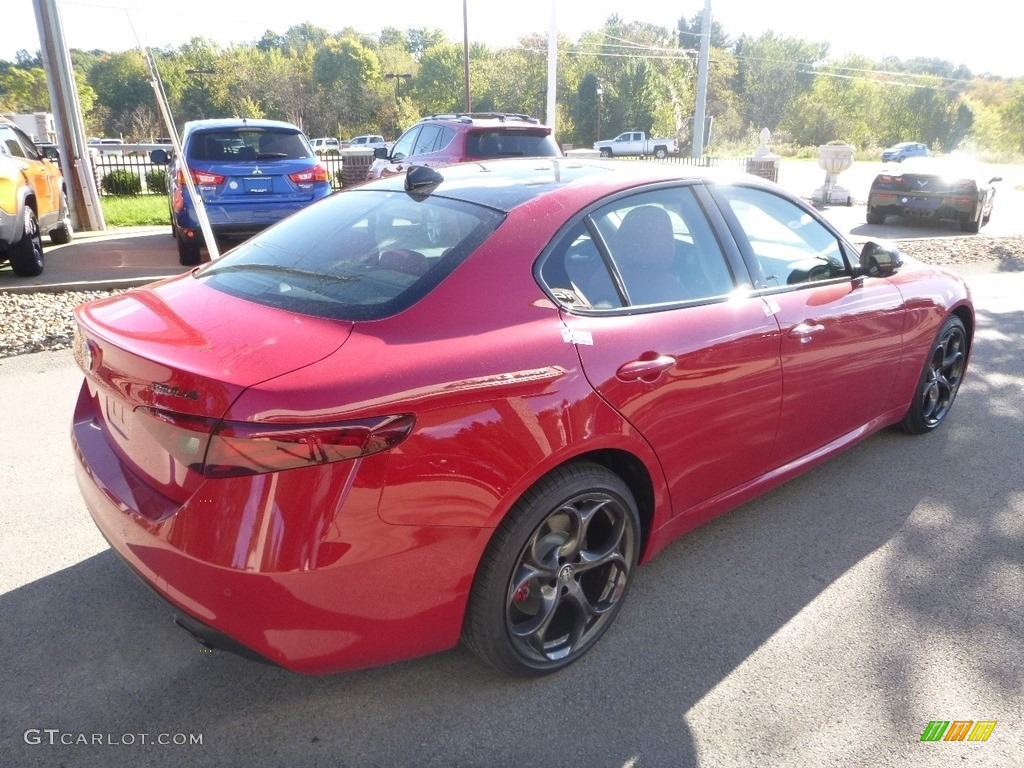 2019 Giulia AWD - Alfa Rosso (Red) / Black/Red photo #8