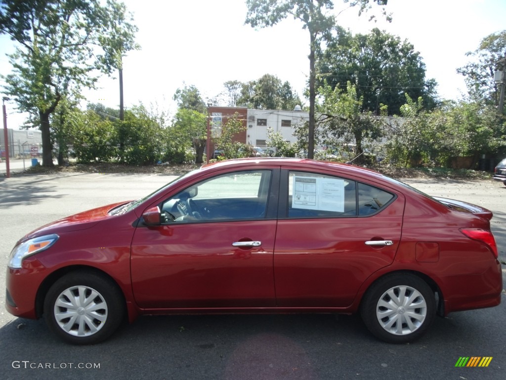 2017 Versa S - Cayenne Red / Charcoal photo #8