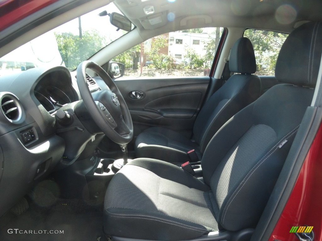 2017 Versa S - Cayenne Red / Charcoal photo #18