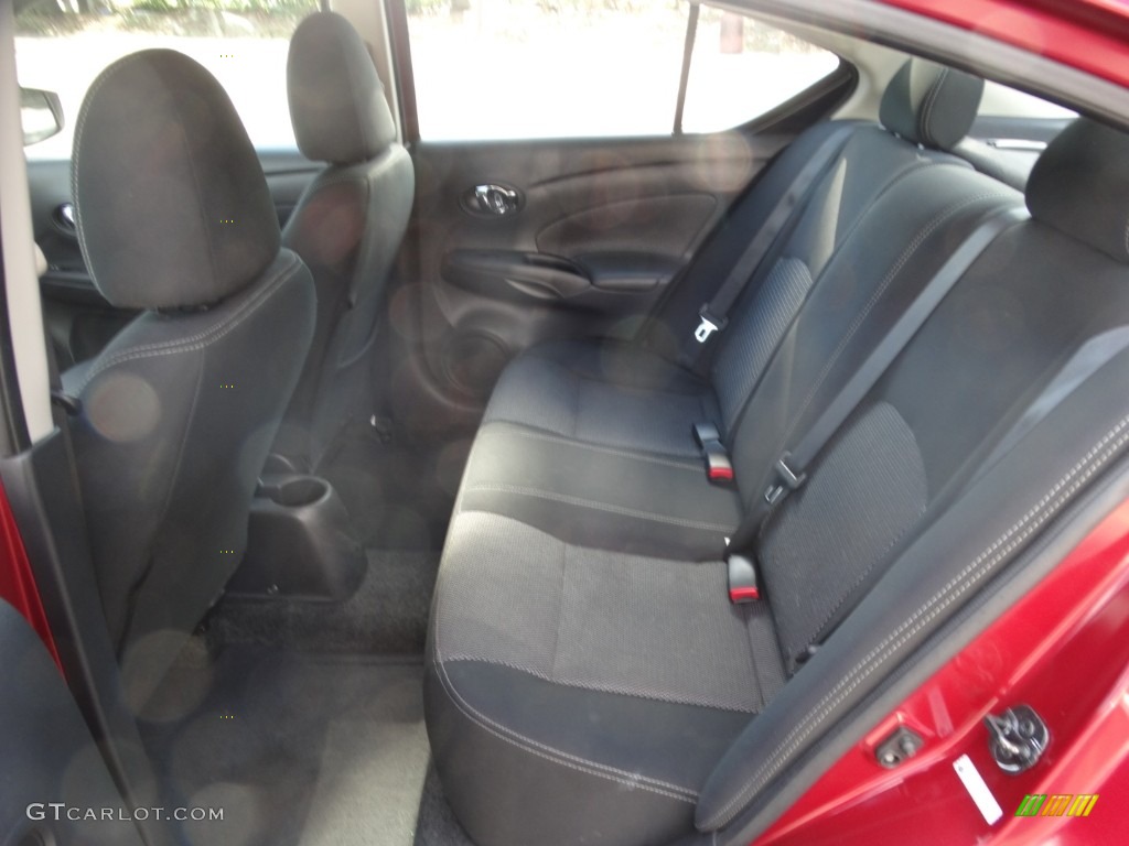 2017 Versa S - Cayenne Red / Charcoal photo #20