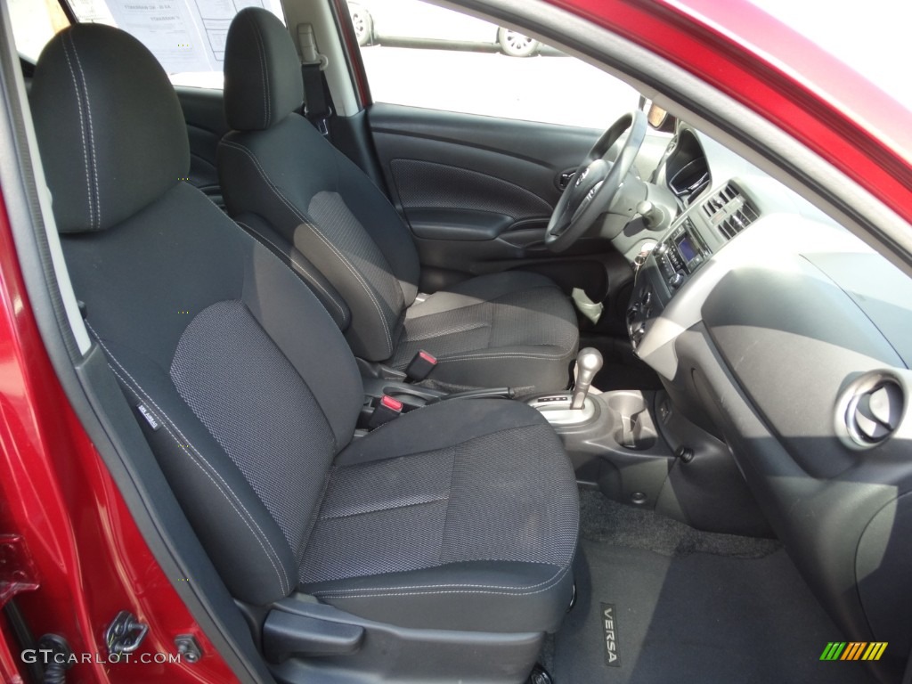 2017 Versa S - Cayenne Red / Charcoal photo #25