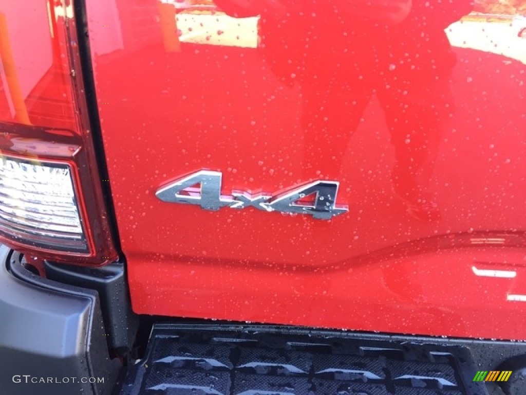 2019 Tacoma SR Access Cab 4x4 - Barcelona Red Metallic / Cement Gray photo #5