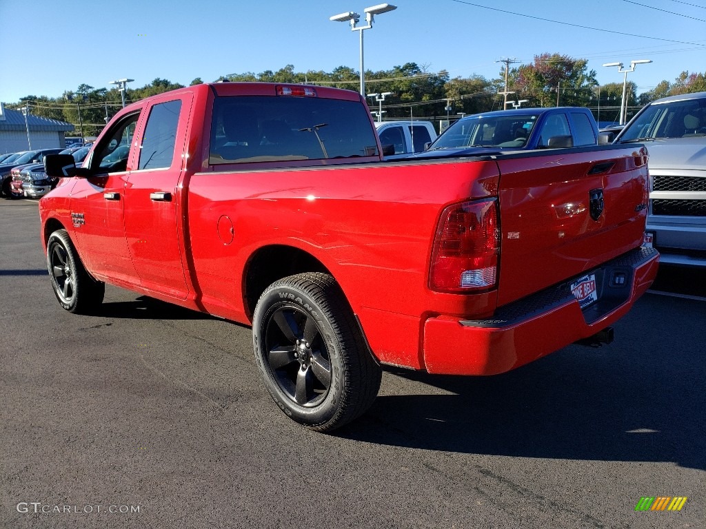 2019 1500 Classic Express Quad Cab 4x4 - Flame Red / Black/Diesel Gray photo #4