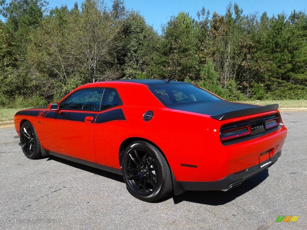 2017 Challenger T/A 392 - TorRed / Black photo #8