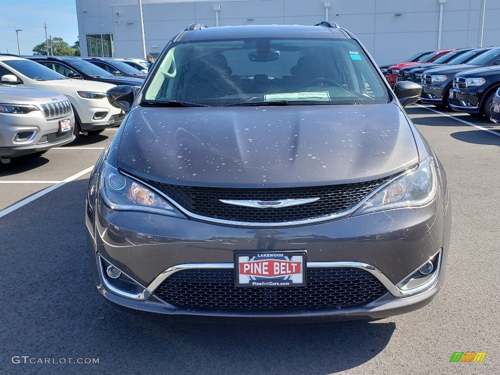 2019 Pacifica Touring L - Granite Crystal Metallic / Black/Alloy photo #4