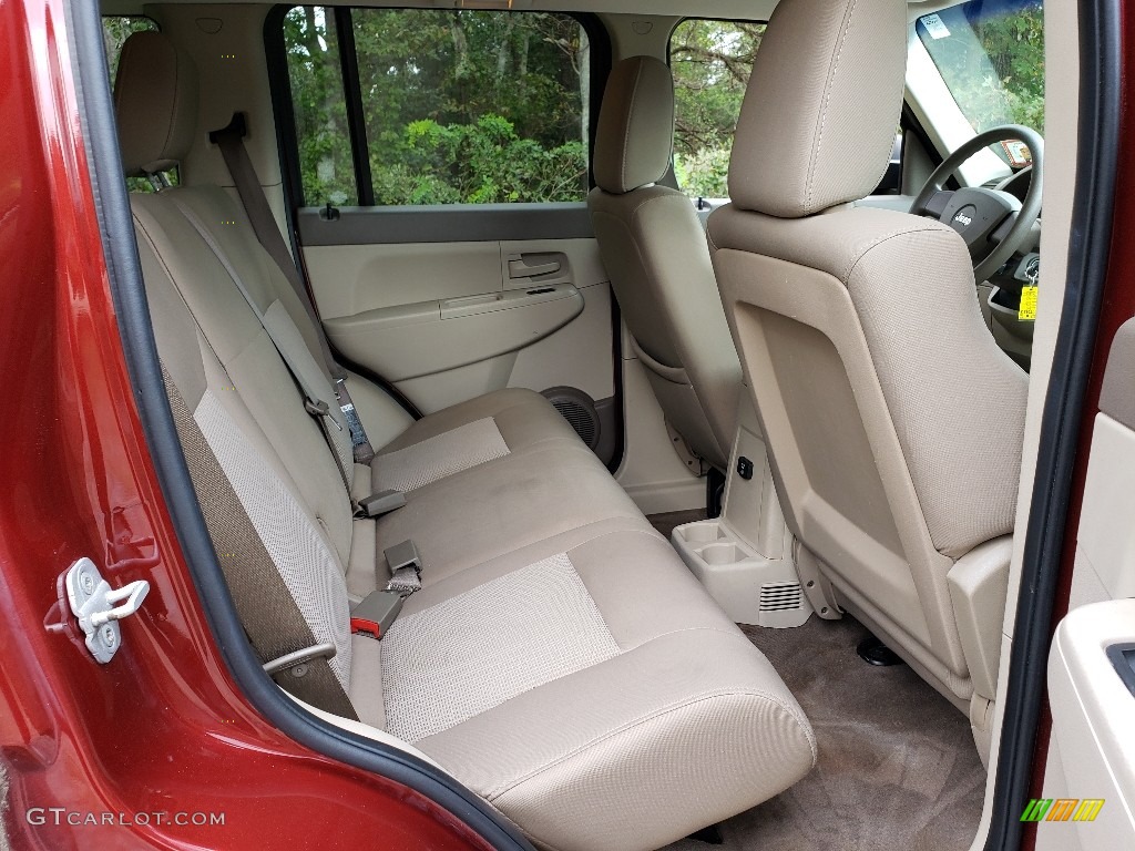 2008 Liberty Sport 4x4 - Inferno Red Crystal Pearl / Pastel Pebble Beige photo #10