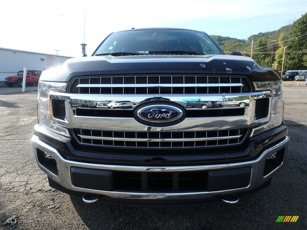 2018 F150 XLT SuperCrew 4x4 - Shadow Black / Earth Gray photo #7
