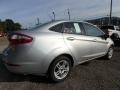 Ingot Silver - Fiesta SE Sedan Photo No. 2