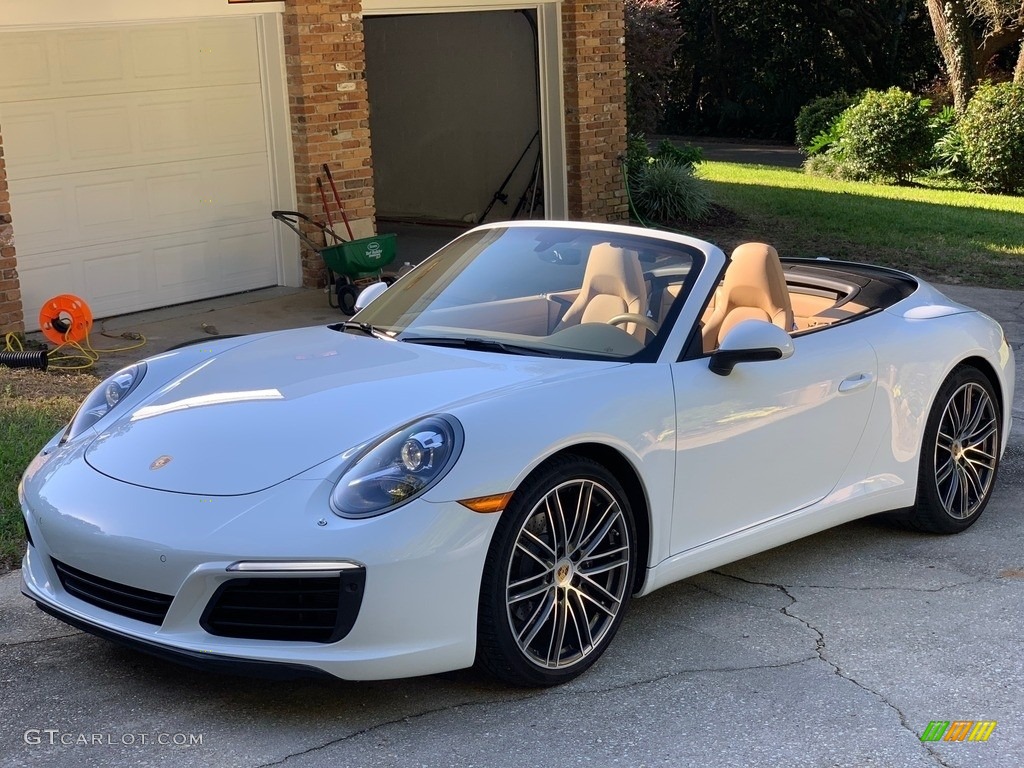 Carrara White Metallic Porsche 911