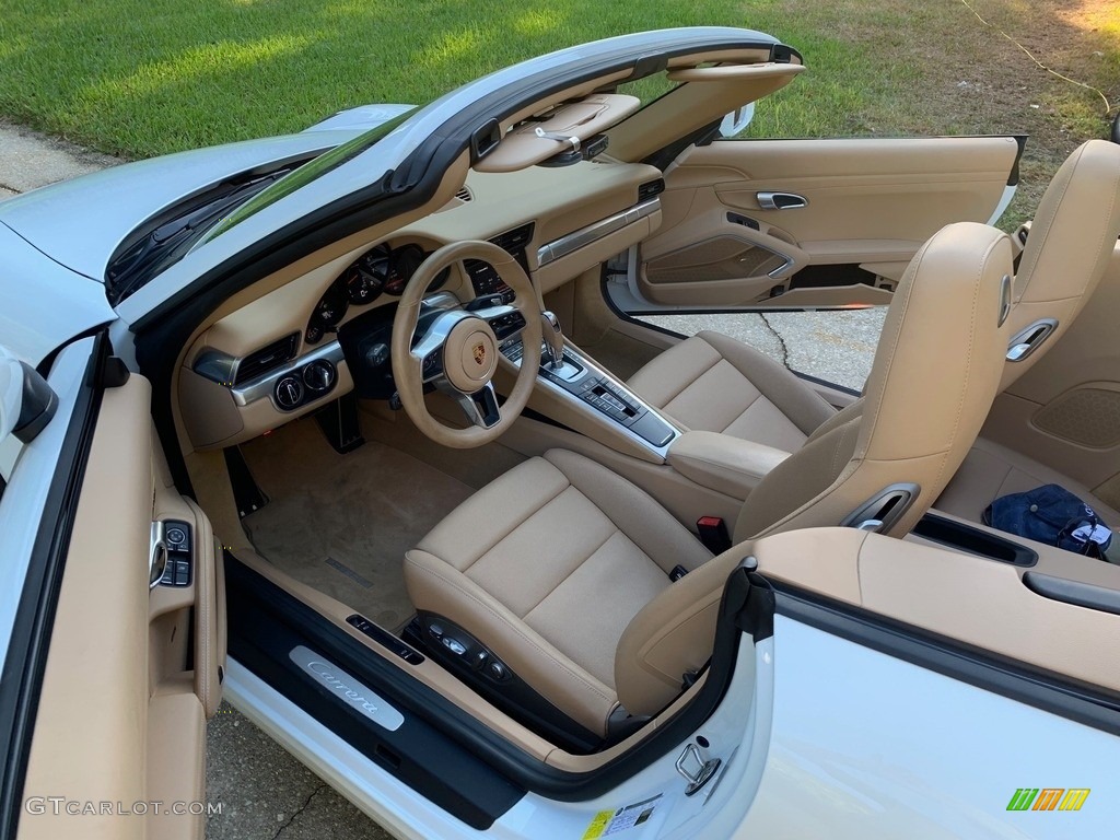 Luxor Beige Interior 2017 Porsche 911 Carrera Cabriolet Photo #130006242