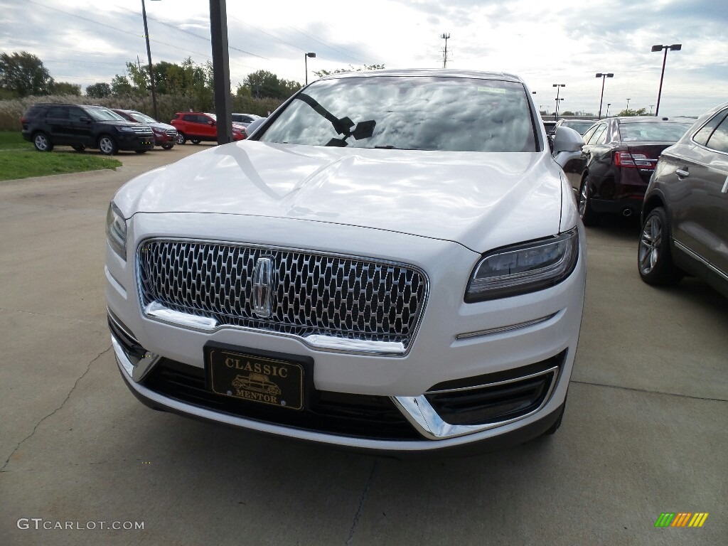 White Platinum 2019 Lincoln Nautilus Select Exterior Photo #130006965