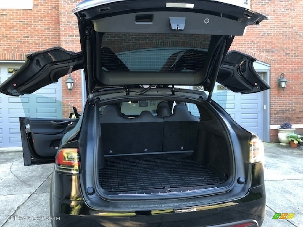 2018 Tesla Model X 100D Trunk Photo #130008198