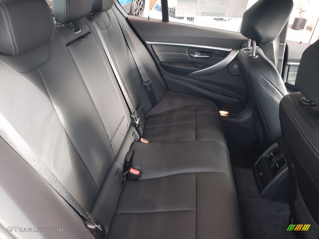2018 3 Series 340i xDrive Sedan - Black Sapphire Metallic / Black photo #7