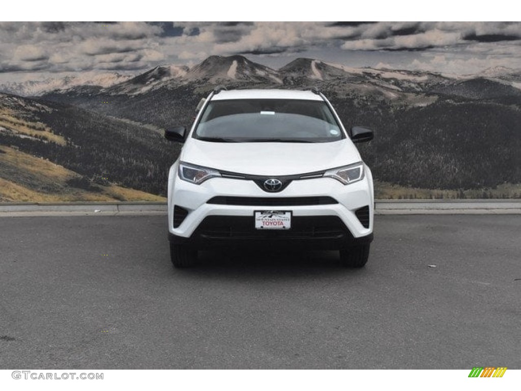 2018 RAV4 LE - Super White / Black photo #2