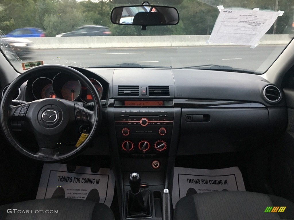 2008 MAZDA3 i Sport Sedan - Sunlight Silver Metallic / Black photo #14