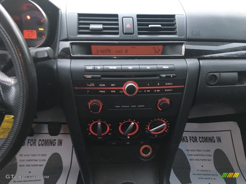 2008 MAZDA3 i Sport Sedan - Sunlight Silver Metallic / Black photo #15