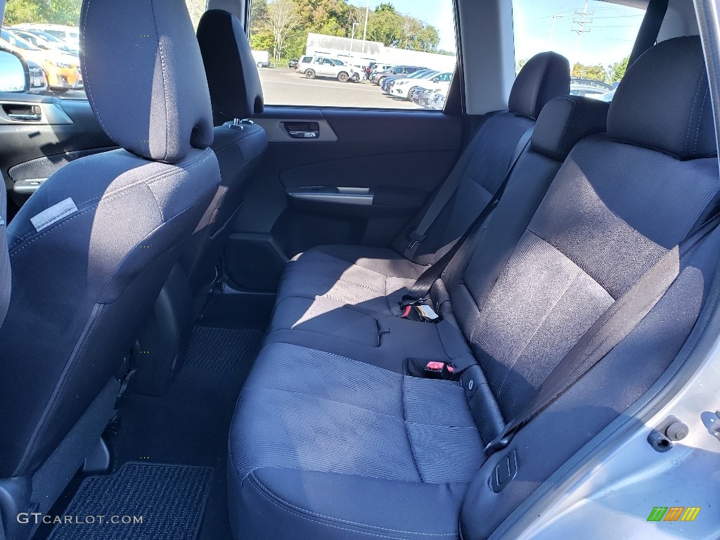 2010 Forester 2.5 X Premium - Spark Silver Metallic / Black photo #3
