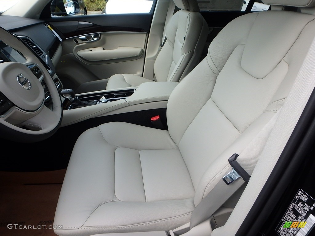 2019 Volvo XC90 T5 AWD Momentum Front Seat Photo #130014476
