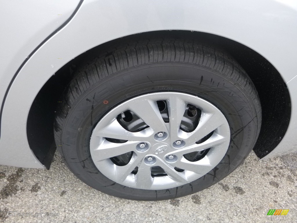 2019 Hyundai Elantra SE Wheel Photo #130019335