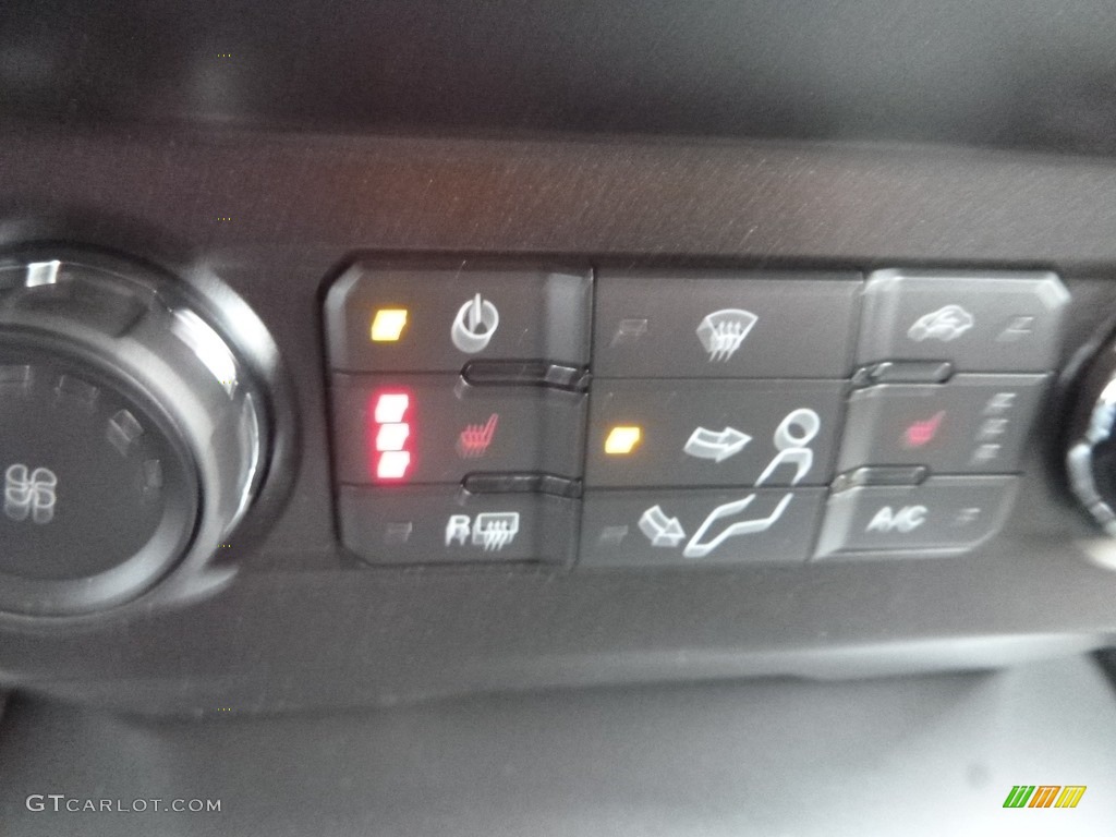 2019 F250 Super Duty XLT Crew Cab 4x4 - Ruby Red / Earth Gray photo #15